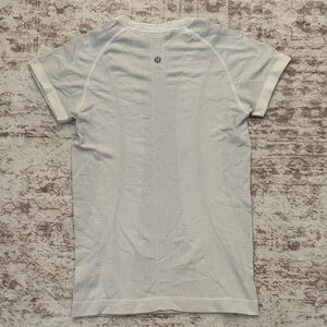 lululemon athletica White Short Sleeve Tee